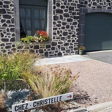 Апартаменты Chez Christelle Рошфор Экстерьер фото